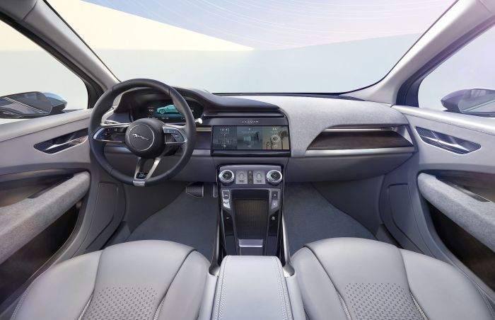 jaguar-i-pace-concept-2016-interior3